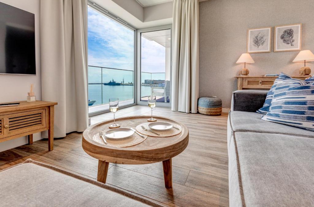 Srodmiescie Apartment | Yacht Park Marina by AmberBlue