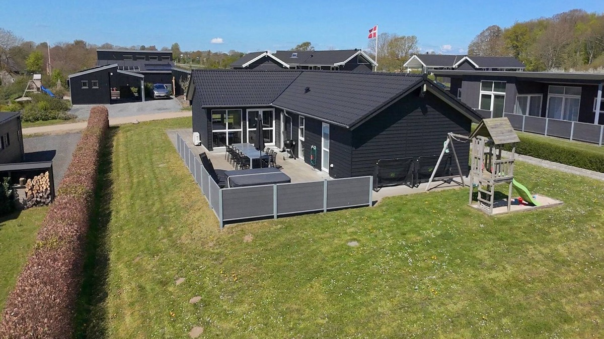 Kelstrup House | "Yakari" - 300m from the sea by Interhome