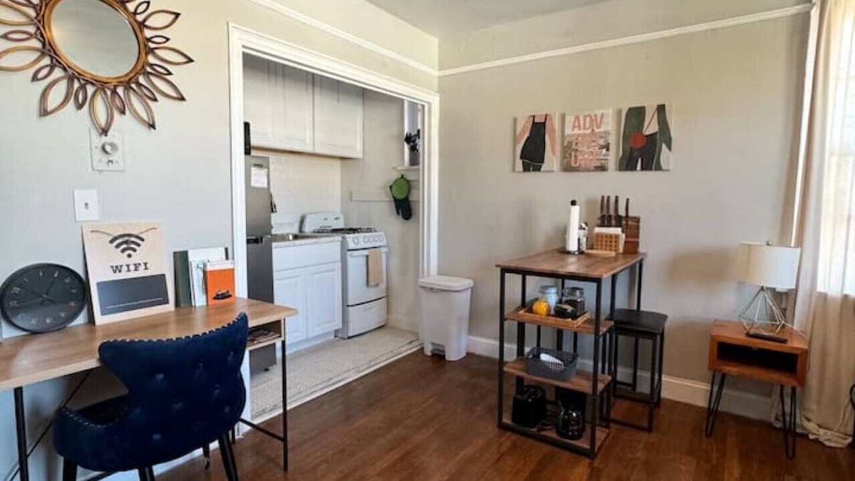 Dwight Apartment | Yale Glam Studio Located Downtown