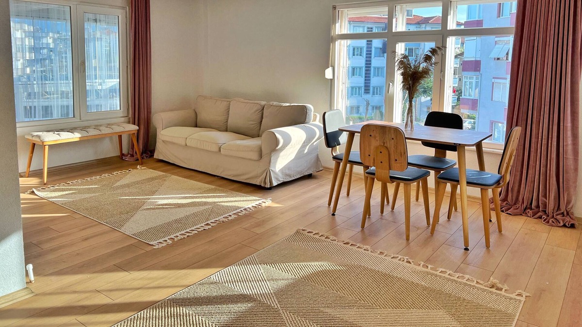 Ciftlikkoy Apartment | Yalova Sea Breeze Loft - Direct Beach view + Historical Church