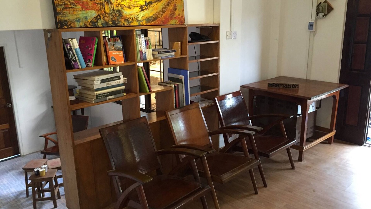Mayangone House | Yangon airport hostel mix dorm