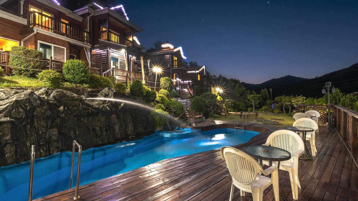 Yongmun House | Yangpyeong Isobiyagi Spa Pension