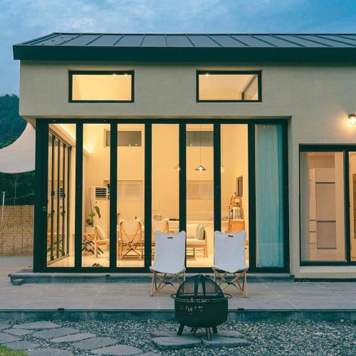 Yangyang Villa | Yangyang, Stay There