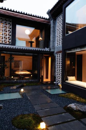 Datong City Center Bed & Breakfast | YANN壹岩古城民宿 Natural Wabi-Sabi