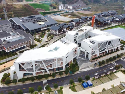 Yongding Hotel | YanYuJian art hotel or Sandstone Painting Handicraft Exchange Gallery Hotel