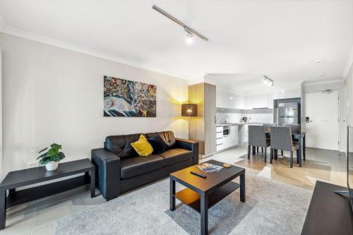 Rockingham Apartment | Yaran Suites
