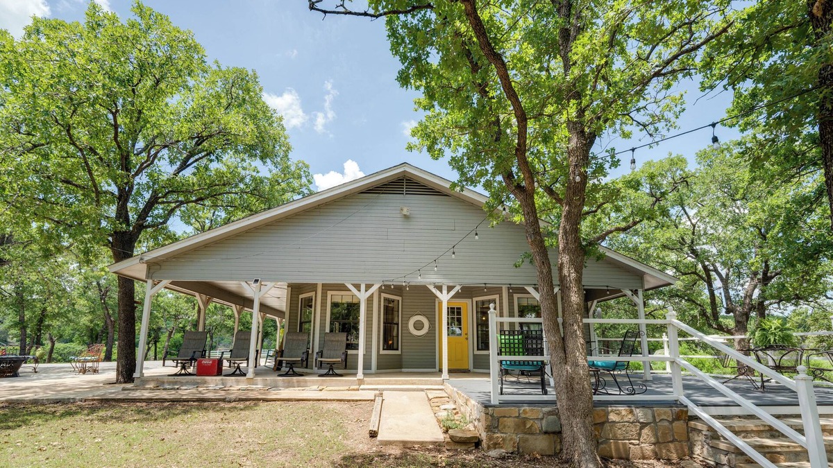 Chico Cabin | Yard, Dock & Boat Slip: Lake Bridgeport Cabin!