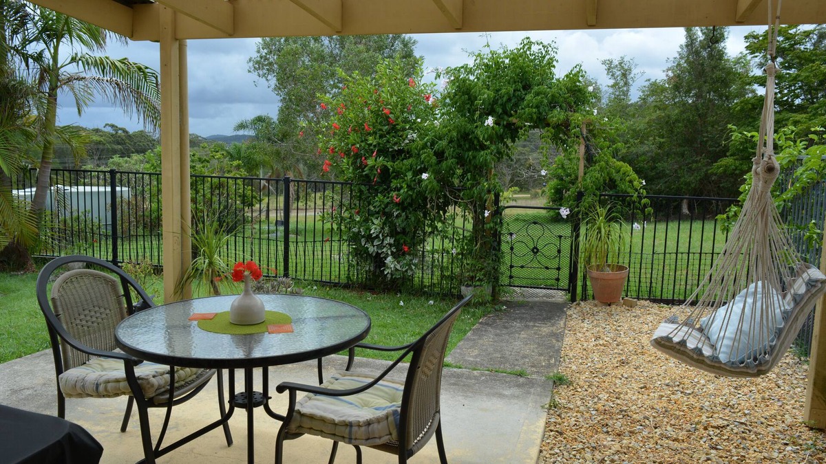 Bungwahl Cottage | Yarramin Park Farmstay - Pet Friendly, Couples Retreat. Fire pit.