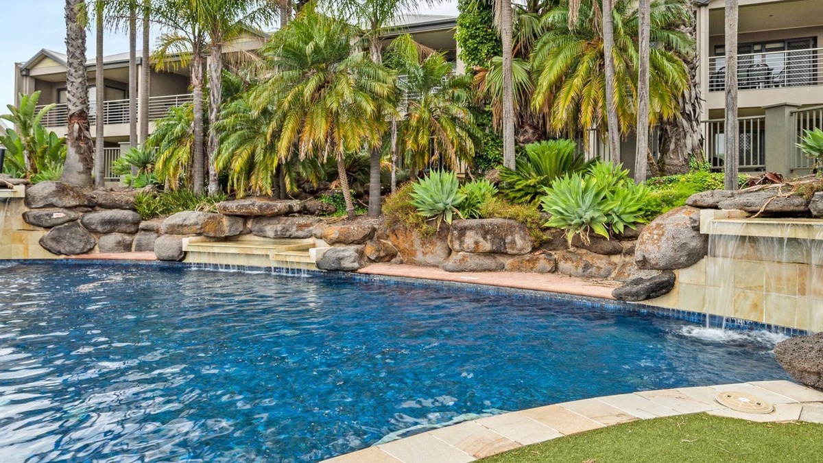 Mulwala Apartment | Yarrawonga Lakeside Apartment 43 - 4 Bedrooms