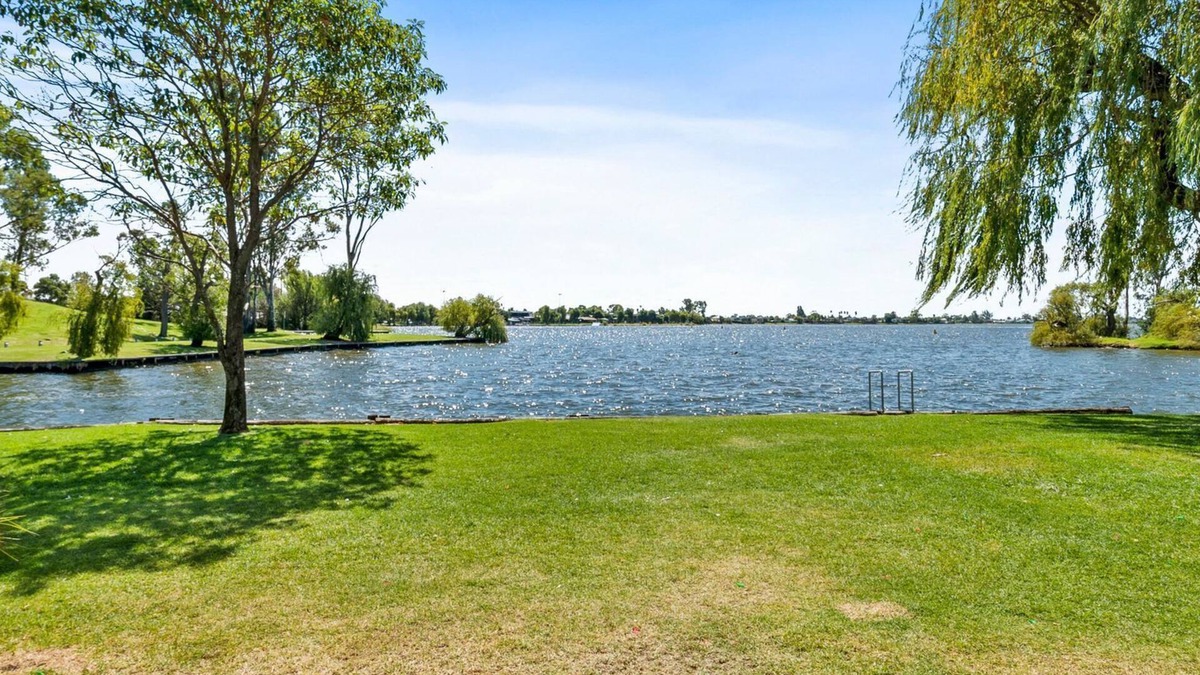 Mulwala Apartment | Yarrawonga Lakeside Apartment 23
