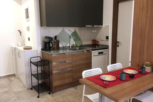 Gulbahce Mahallesi Apartment | Yasemin