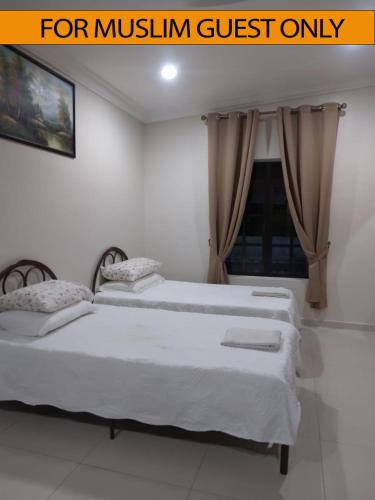 Kijal House | Yasmeen Studio Roomstay Kijal - Room 1 - FOR TWO PERSON ISLAM GUEST ONLY