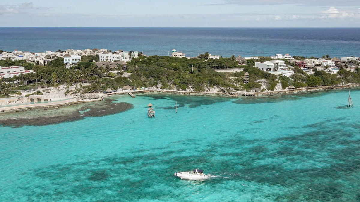 Zona Hotelera Boat Rental | Yate Privado Para Tour en Isla Mujeres, Bebidas-snorkel Incluidos