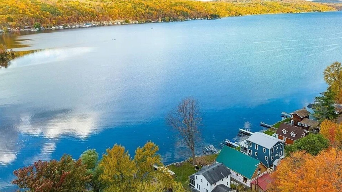 Middlesex House | Year-round, beautiful lake front home on Canandaigua Lake. 20-min to Ski Resorts