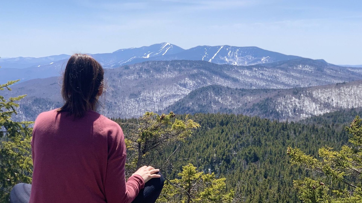 Warren Condo | Year Round Green Mountain Escape - Ski - Swim - Tennis - Hike - Golf