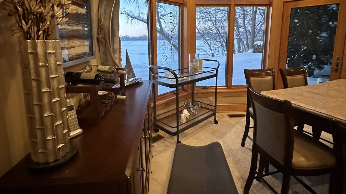 Greenwood House | Year Round Lake Living Resort Style , On beautiful Lake Minnetonka.