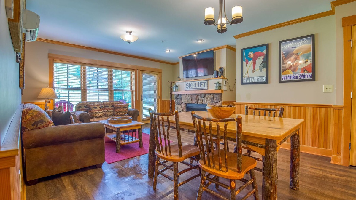 North Conway Condo | Year Round Luxury Slopeside Mountain Retreat @ Cranmore, North Conway