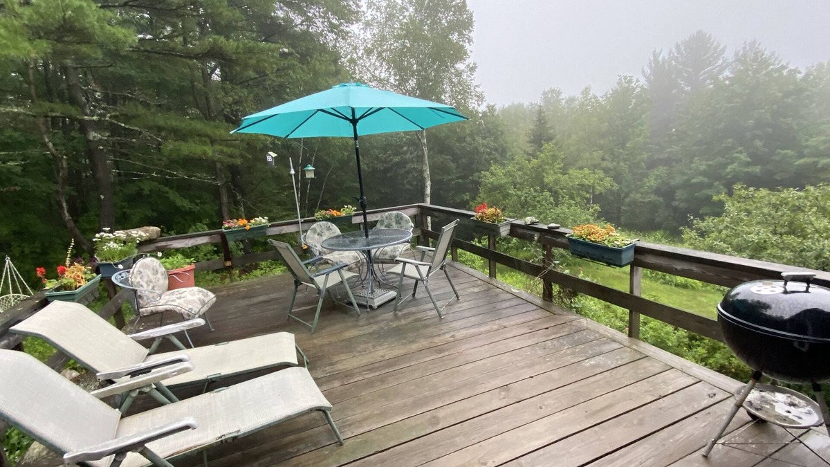 Williamsville House | Year Round Mountain Retreat