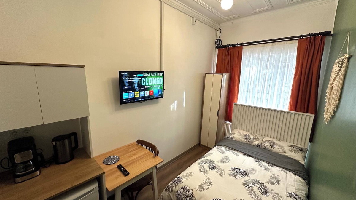Taksim Apartment | Yellowhouse Room 1