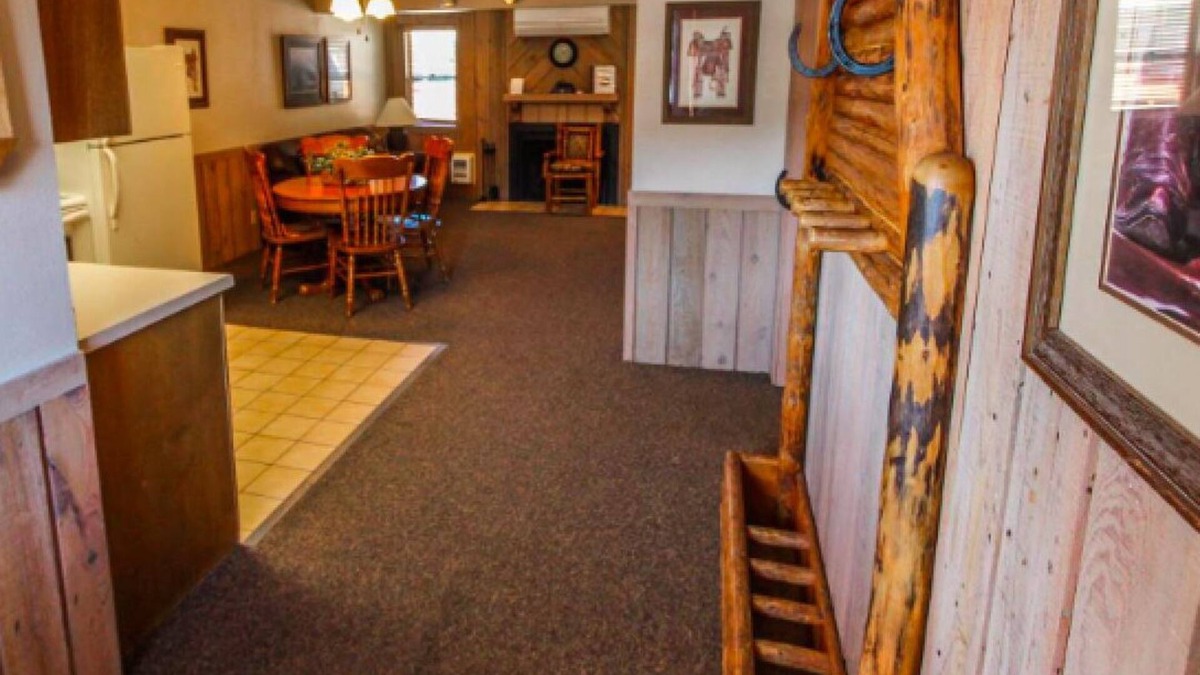 Jackson Hole Resort | Yellowstone in the Spring.