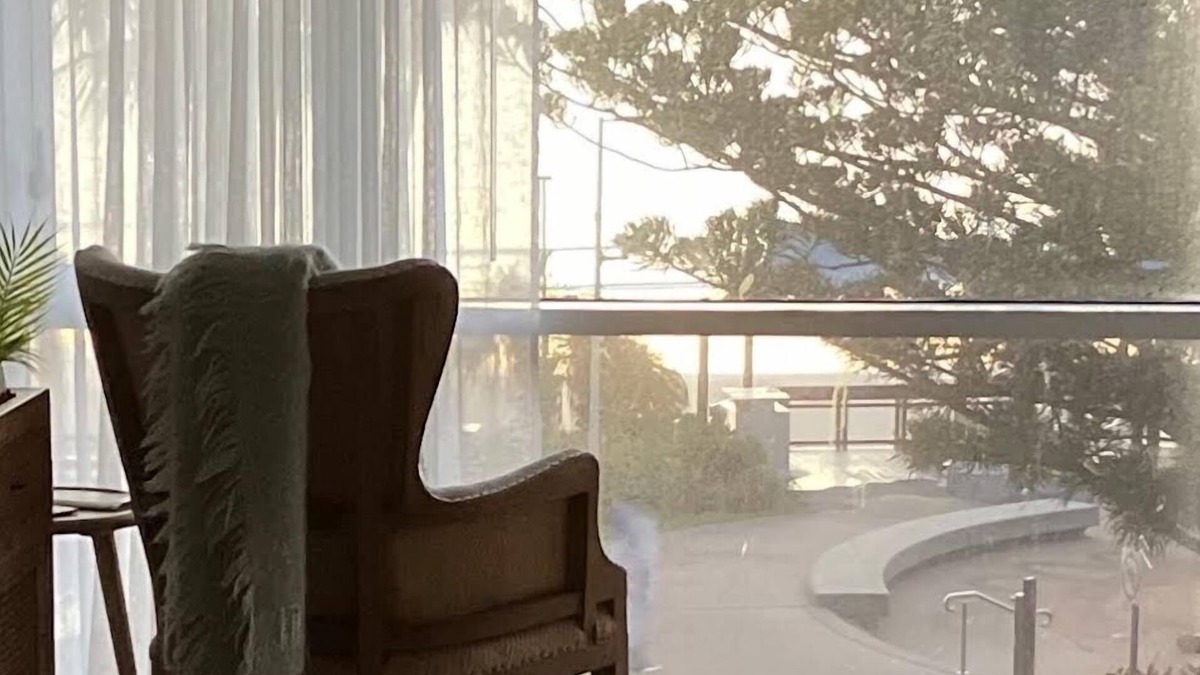 Yeppoon Apartment | YEPPOON CBD UNIT9 Opposite Beachfront with Ocean Views