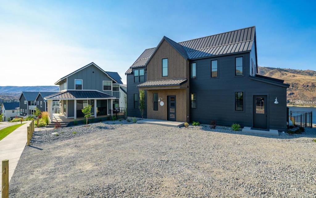 Chelan House | Yeti Hut #69