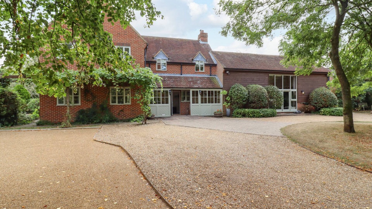 Charlton-on-Otmoor House | YEW TREE FARM, pet friendly, character holiday cottage in Brill