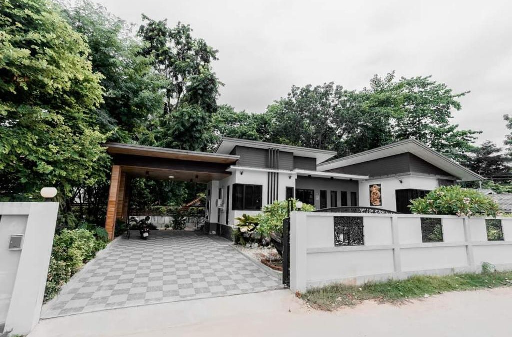Wang Phinphat House | Ying Yang House Sawankhalok