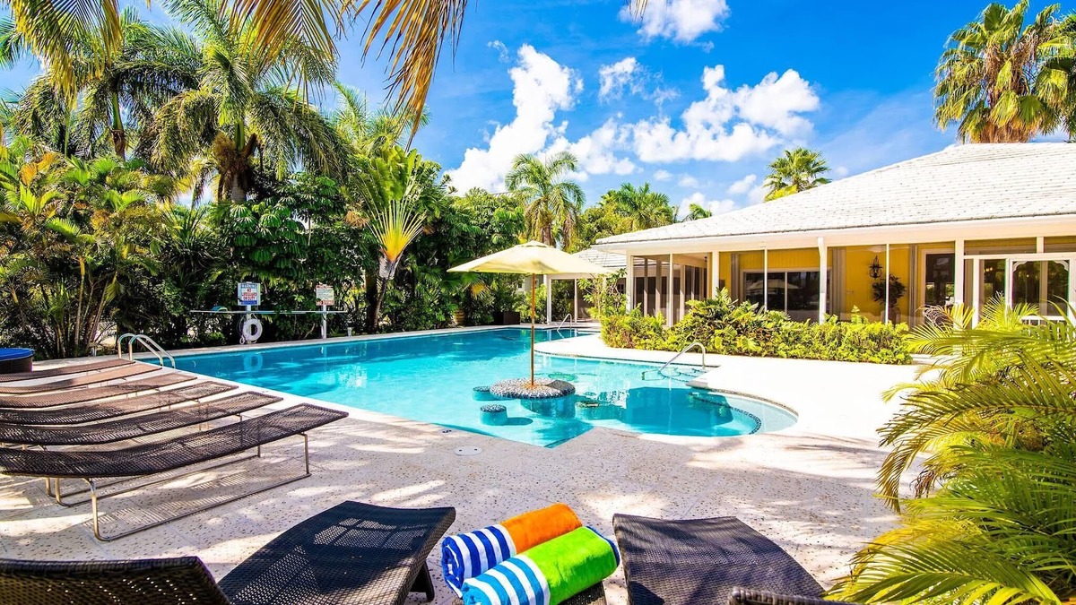 Rum Point Villa | Yippee Kai Eh! @ Rum Point - A Villa with Heated Pool & Dock