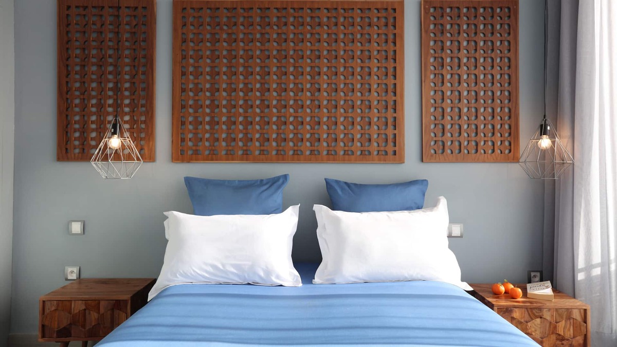 Aghroude Apartment | YMY Beach House: Beach apartments with hotel services