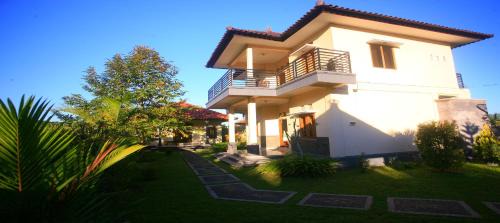 Munduk House | Yoga Homestay