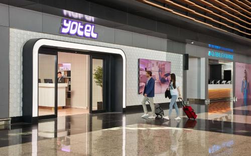 Arnavutkoy Hotel | YOTEL Istanbul Airport, City Entrance