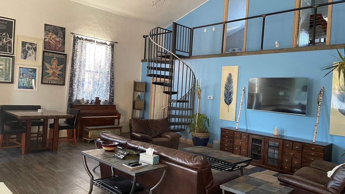 Davenport House | You have to see it!