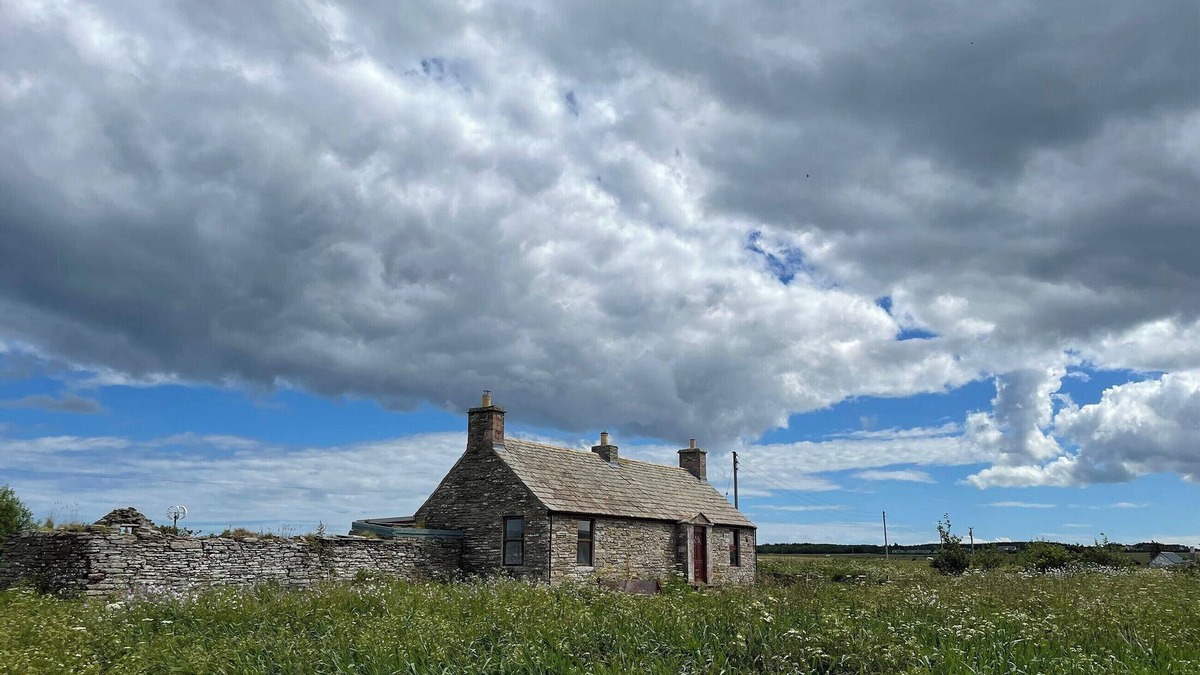 Mey Cottage | You will love everything about Mey Bee.
