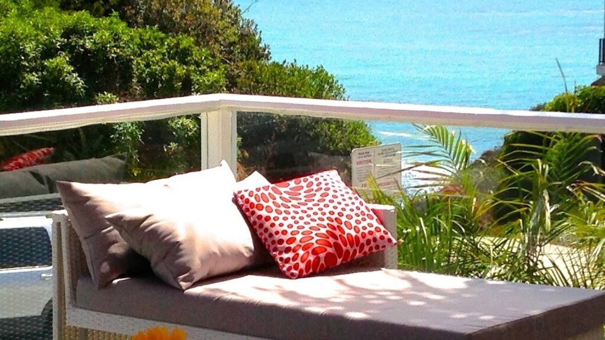 San Clemente Condo | 🌺YOUR ACTUAL OCEAN VIEW1 - WALK TO RESTAURANTS & SAND - HUGE DECK🌺
