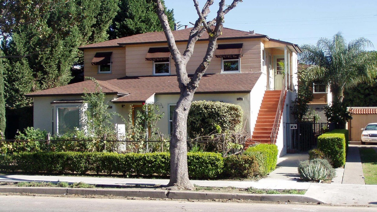 South Wrigley Apartment | Your Apartment for Business and Holidays