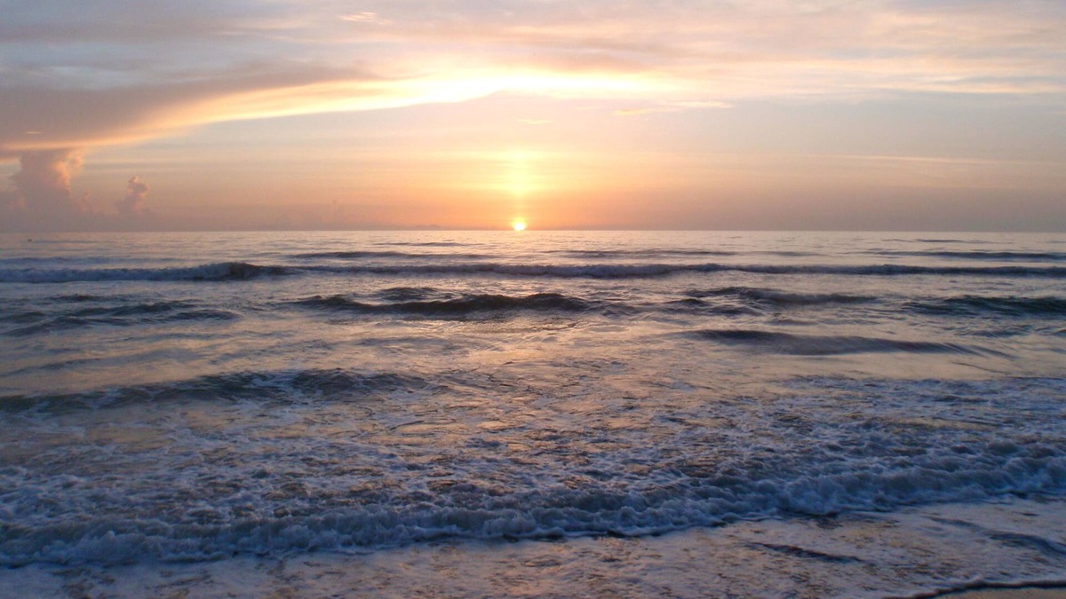 Surfcrest Village House | Your Beach Home Away from Home!