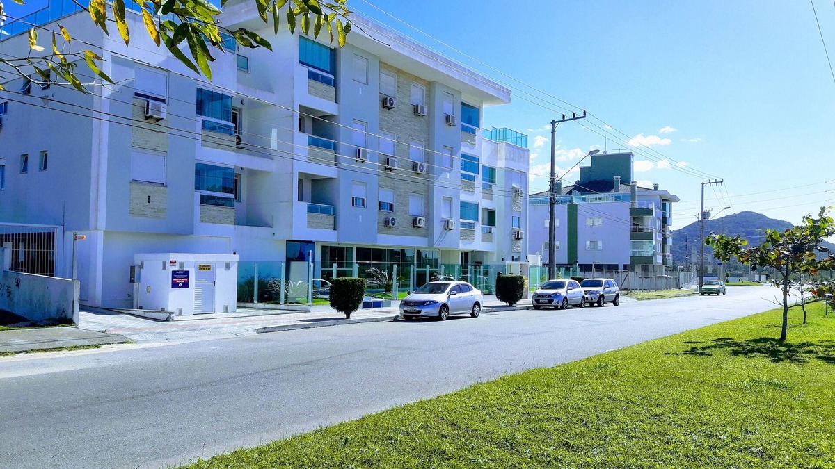 Ingleses Centro Apartment | Your best place in the sun in the British. Large, new and beautiful!
