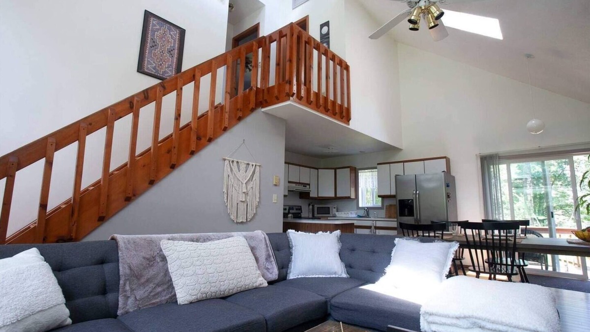 Long Pond Ski Chalet | Your Best Vacation is waiting at the Sage Chalet - Close to Kalahari & Camelback