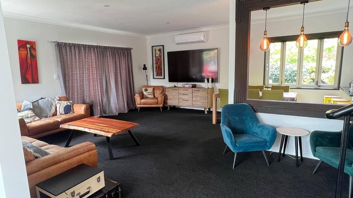 Palmerston North House | Your Central Paradise