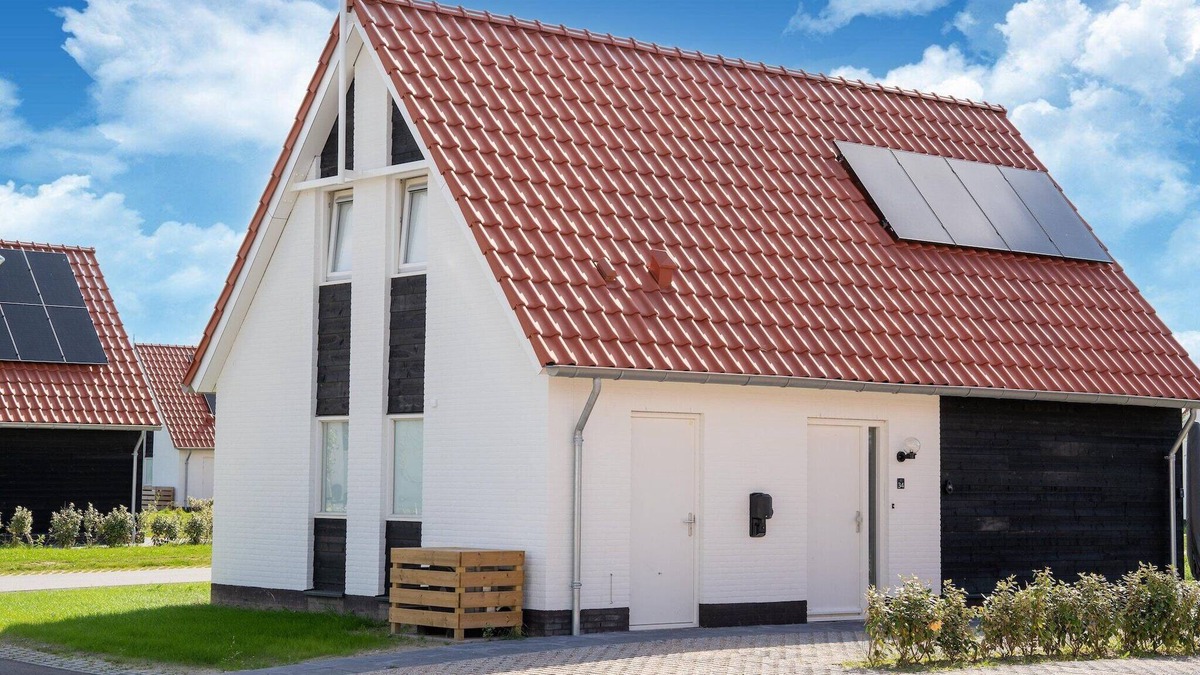 Scherpenisse House | Your Coastal Retreat with Pool
