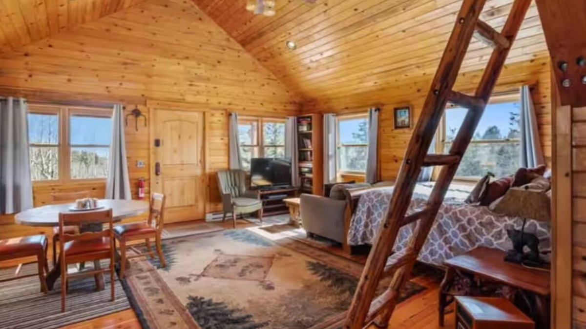 Victor Cabin | Your Colorado Cabin Getaway