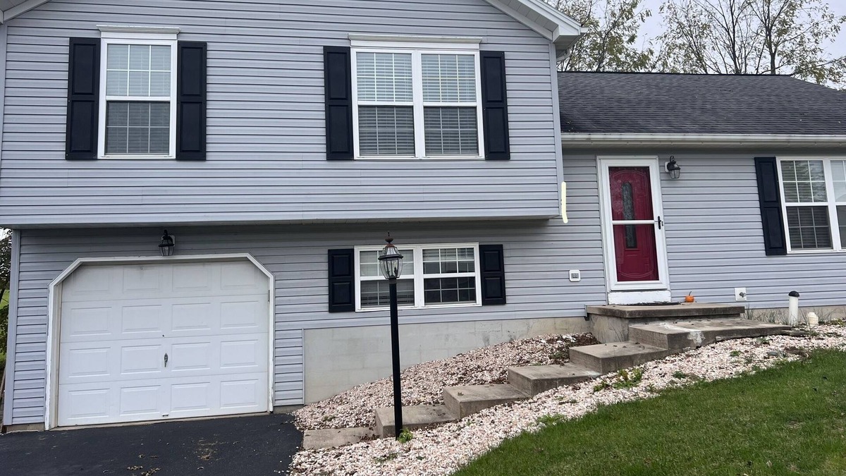 Bellefonte House | Your Cozy Home in Happy Valley 13 mins from Penn State Beaver Stadium