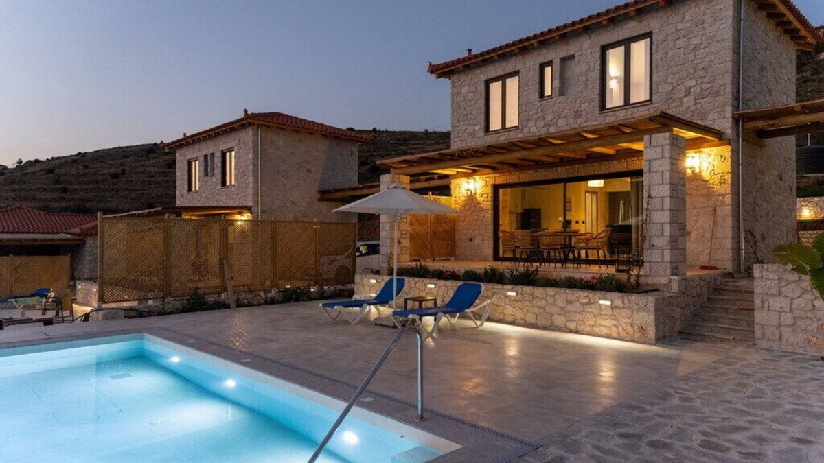 Nea Tirintha Cottage | Your heaven of tranquility nestled in the heart of Lefkakia,Nafplio.