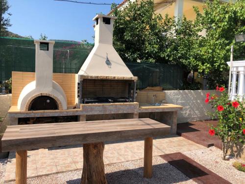Ormos Agiou Ioannou House | Your Holiday House