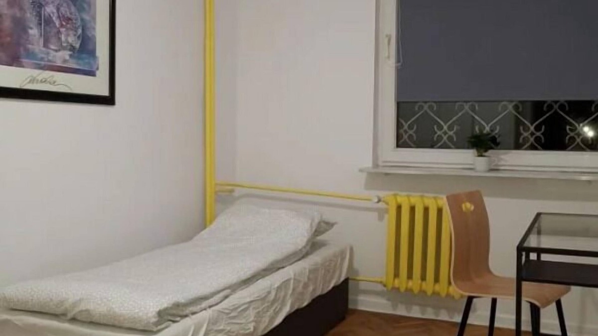 Saska Kepa House | Your Home Away From Home! 4 Family-friendly units for your vacation! W/ Parking