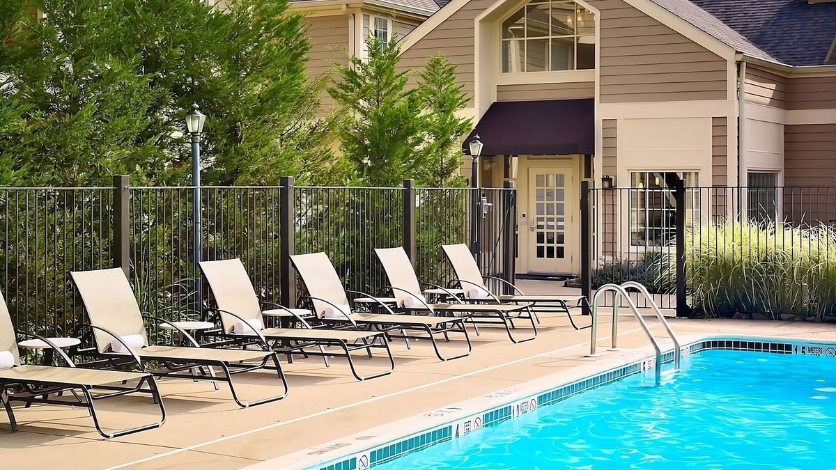 Westlake Hotel | Your Home Away From Home! 2 Comfortable Units, Kitchen, Pets Allowed, Pool
