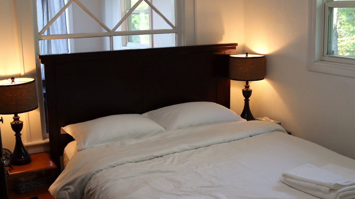 Maugerville House | Your Home Away From Home In Minto NB! Close to Grand Lake
