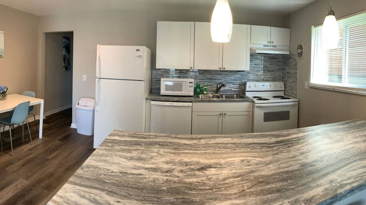 Reading Apartment | Your Home Away from Home -Cozy Reading Retreat