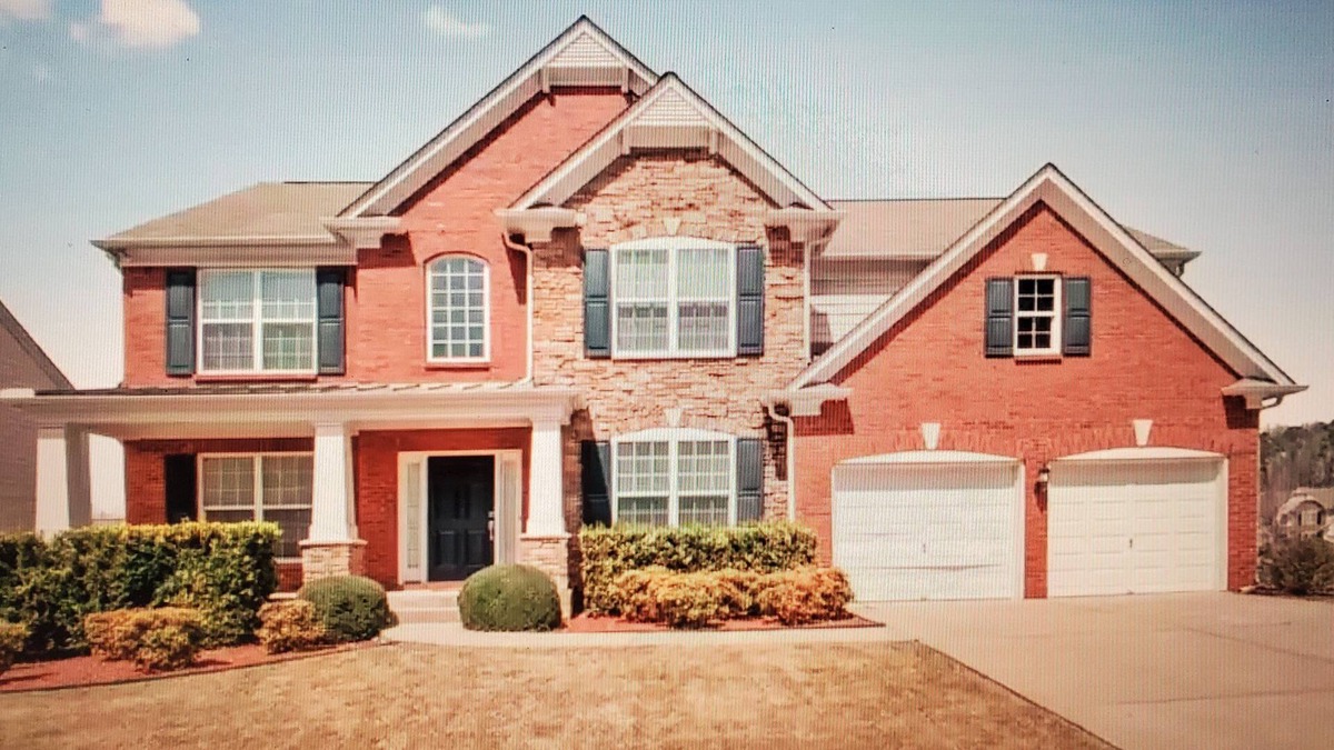 Sugar Hill House | Your Home away from Home - 5mi from Ashton Gardens & 10mi from Lake Lanier